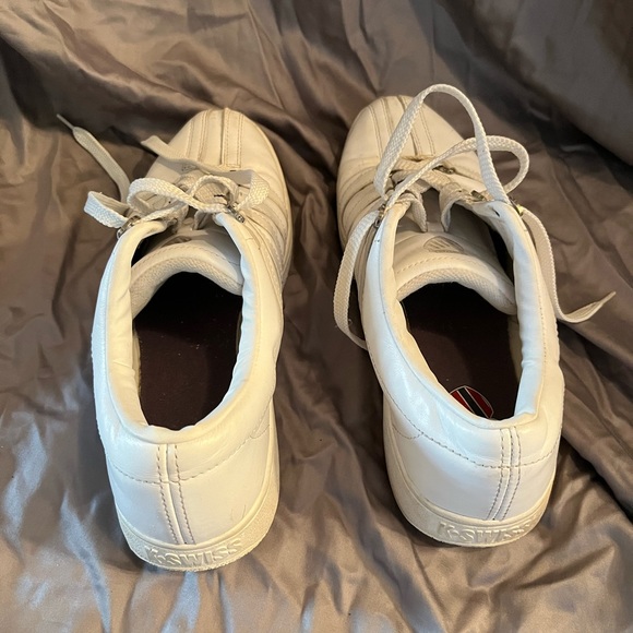 Men’s all white K-Swiss classics. 11 - Picture 4 of 8